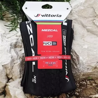 PNEUMATICO VITTORIA MEZCAL III XC ADVENTURE TLR 29X2.35 FULL BLACK